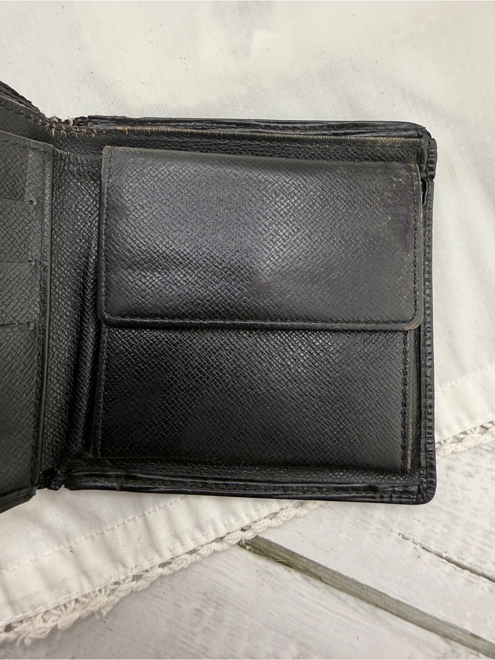 AUTHENTIC Louis Vuitton Marco Wallet. Black. - Picture 6 of 16